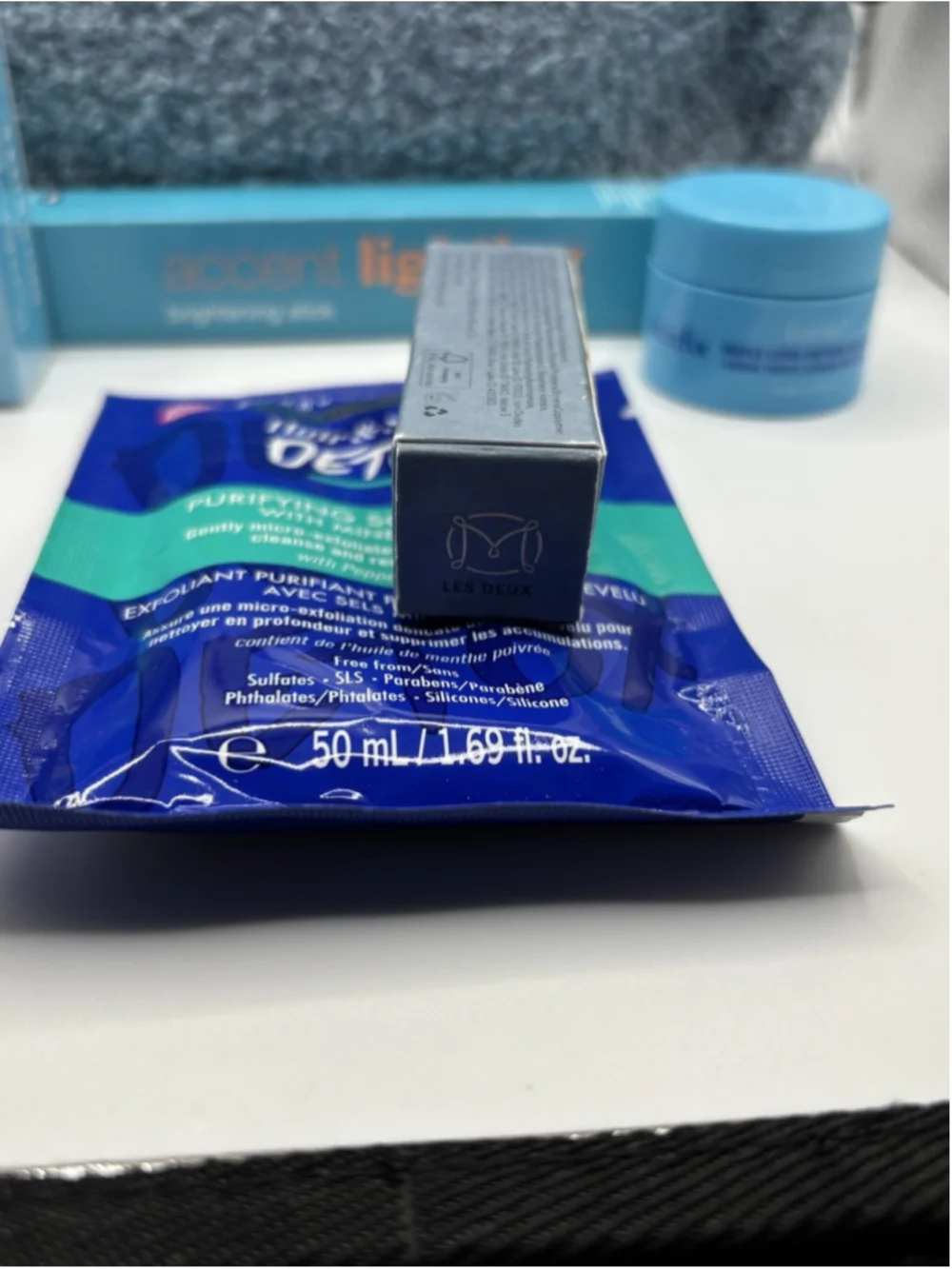 Kiehls fun blue